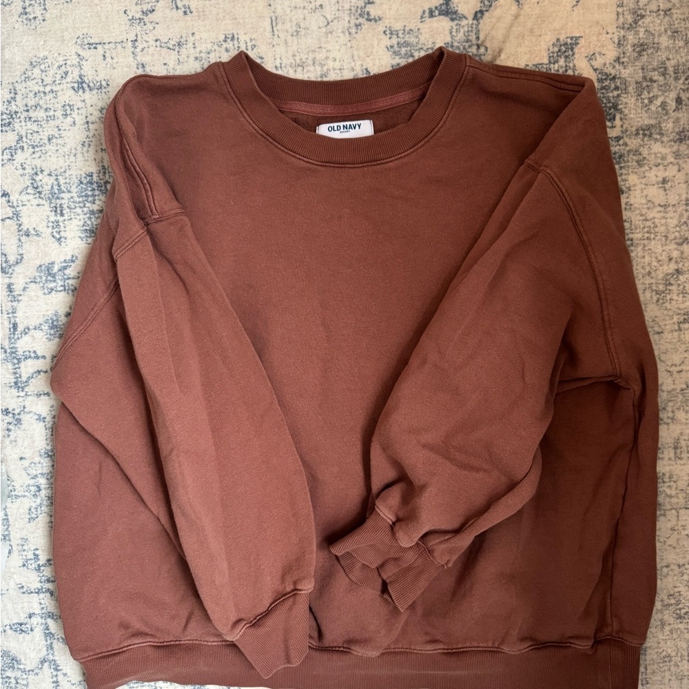 Old Navy women Brown crew neck